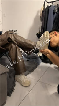 cjo1sktpbmd.jpg