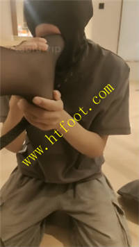 mfk034qxwz4.jpg