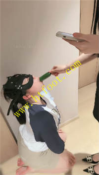 syiqg4kmmai.jpg