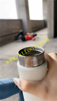 lciqyqx11kl.jpg