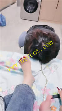 5mq2lyr10zm.jpg