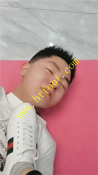 sj2rusq1grq.jpg