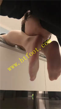 uwpxsj5avdp.jpg