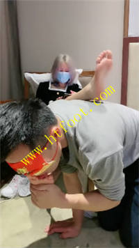 lawvstz40jd.jpg