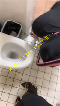 yt2jq2bl55m.jpg