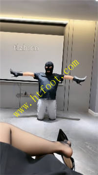 m043ugtadaa.jpg