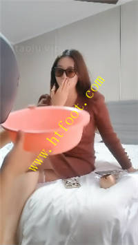 jzznkc1r1ny.jpg