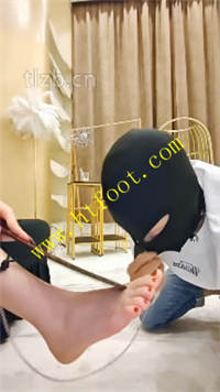 qydd1axy22r.jpg