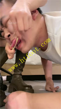 a51r5xixay2.jpg