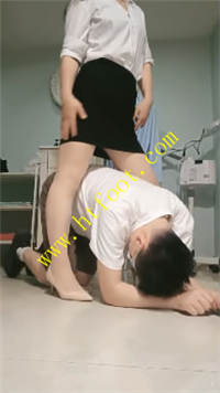 b1jseciym41.jpg