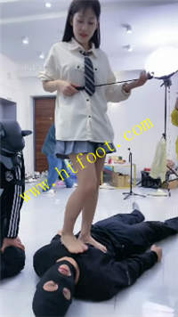 fxwpp1kn35l.jpg