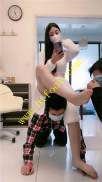 zua4zeh054m.jpg