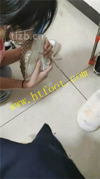 iuie5qq5cee.jpg