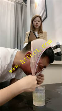 ffdg4wa1sm1.jpg