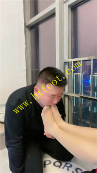 rpuf13wrmnz.jpg