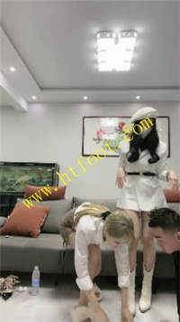 eengq32yxm3.jpg