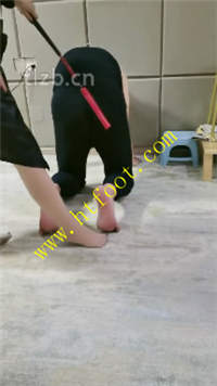 qhm4zi1o155.jpg