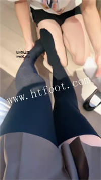 10fx55jicry.jpg