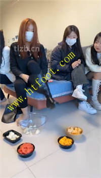 hixcrr1fmrl.jpg