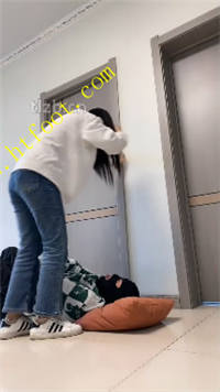 p1mncl3lz2g.jpg