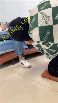 vh4bacbebk0.jpg