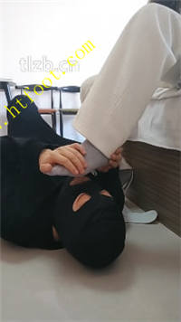 axy20stm0i3.jpg