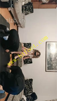 we3tcxuzea1.jpg