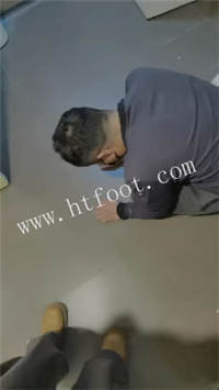 s05eqxwhtb3.jpg