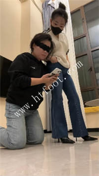 4jmhv1r2pz3.jpg