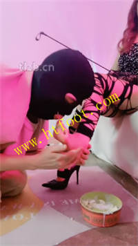 wtdgymith5s.jpg