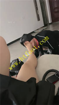 sfqvdf2tgv1.jpg