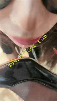p1dpwkr3bi2.jpg