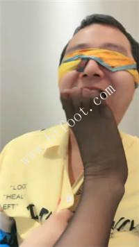0nmx1lgodsz.jpg