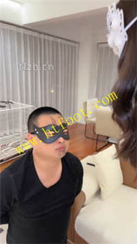 lm5erdxjaee.jpg