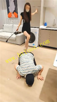 h2kkrdselfm.jpg