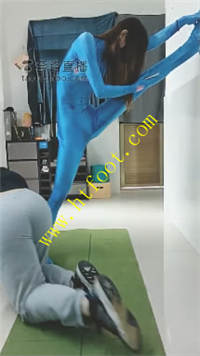 tuk1kg3c3tq.jpg
