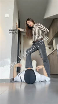 hhsv4q4r4uq.jpg