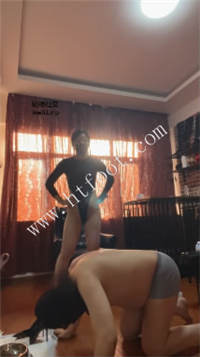 bqr0c4355sg.jpg