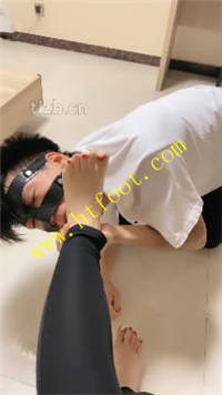 2ecq1cb2x3a.jpg
