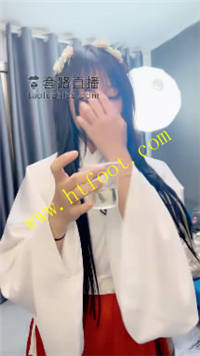 1tbnj01kl2k.jpg