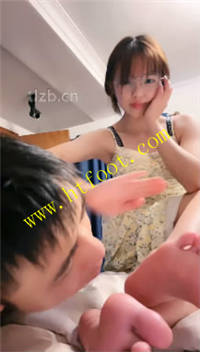 lyjznxnex1l.jpg