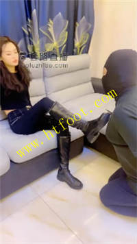 ly55j2tco3i.jpg