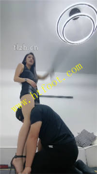 znzwb1j23cr.jpg