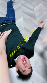 5bibmkpbhag.jpg