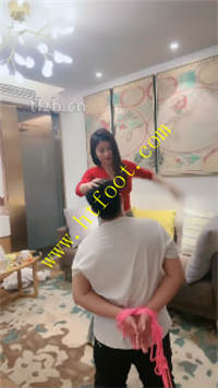 kmormffsqcr.jpg