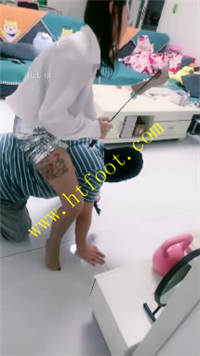 bkjcspkg0uj.jpg