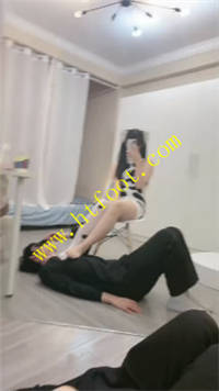 wkjczps0qyr.jpg