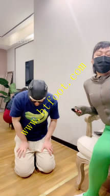 1boccp4fbx0.jpg