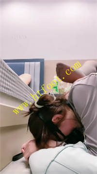 ixanyiidlbg.jpg