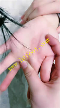25iyo5w0tm5.jpg